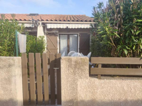 LES JARDINS D ETE Maison climatisée dans résidence avec piscine - 3 chambres - Parking - Wifi